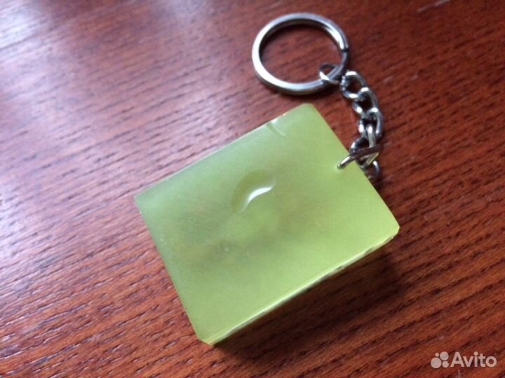 Брелок с настоящим скорпионом