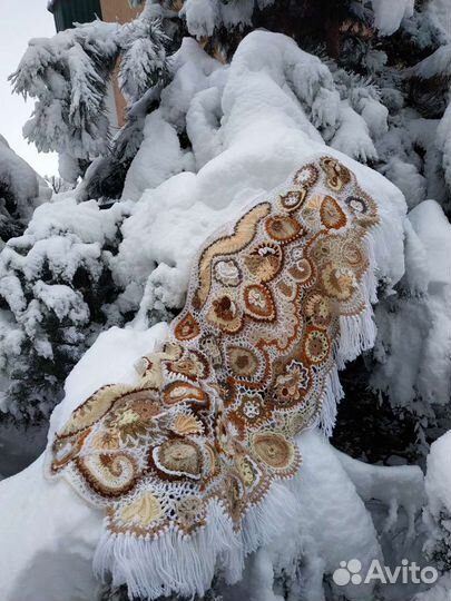 Шаль,очень красивая