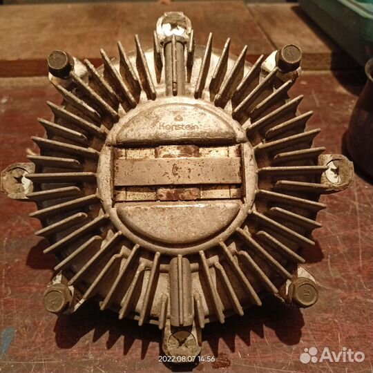 Муфта радиатора MN119786