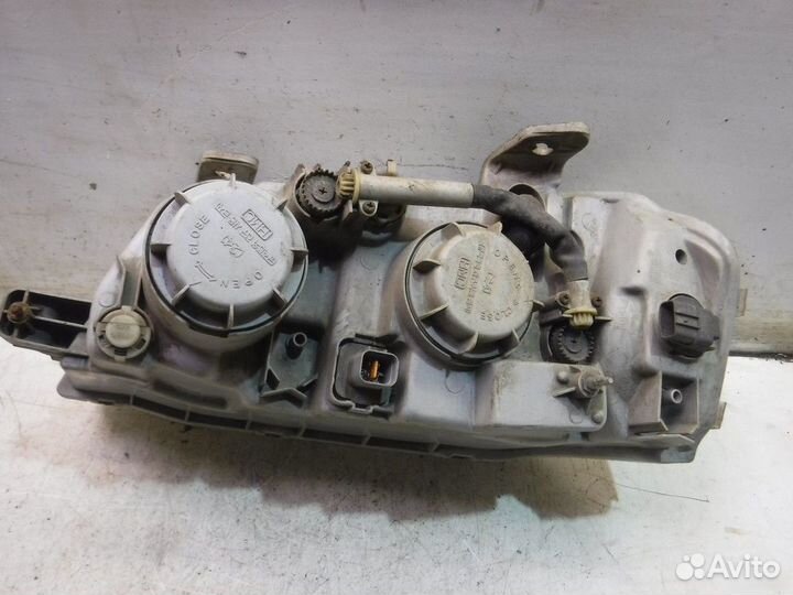 Фара правая Kia Optima 1