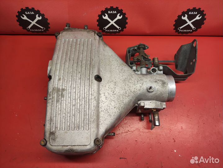 Впускной коллектор Discovery 1 3.5 / 3.9 бензин