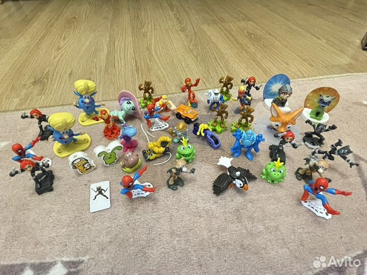 Игрушки из киндер сюрприз, свит боксов, пакетом