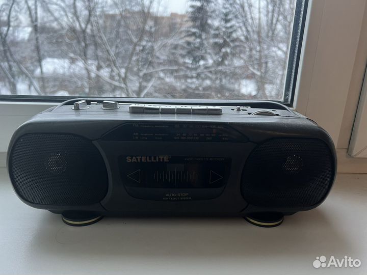 Кассетный магнитофон Satellite