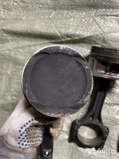 Поршень с шатуном Skoda Fabia 2001 1.4 AUB