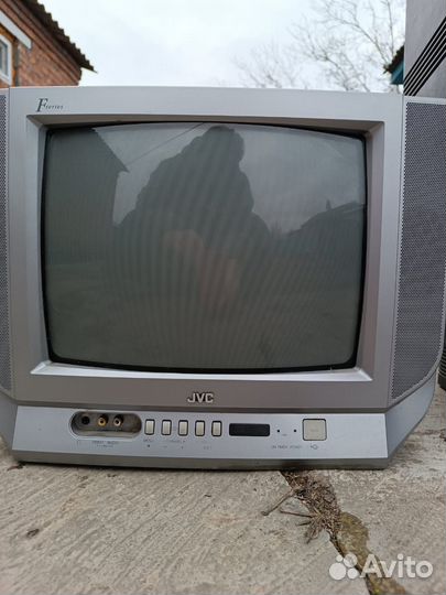 Продаются телевизоры