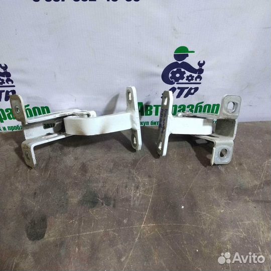 Петли багажника/прав. LADA Largus Cross