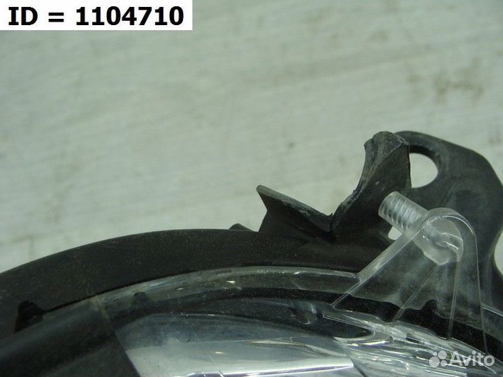 Фара правая Toyota RAV4