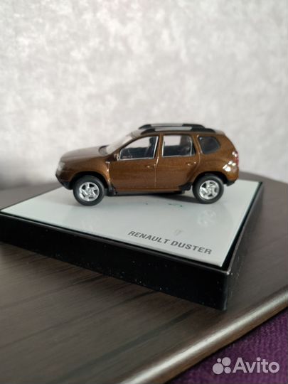 Коллекционная модель renault duster