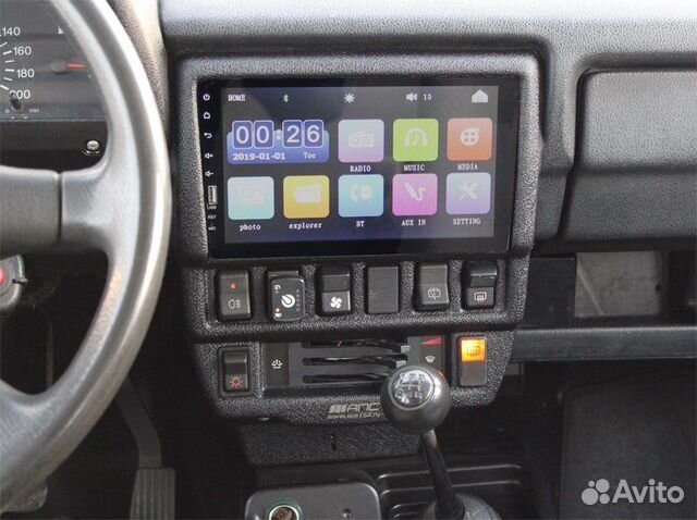 Консоль панели приборов niva 4x4 под планшет 9