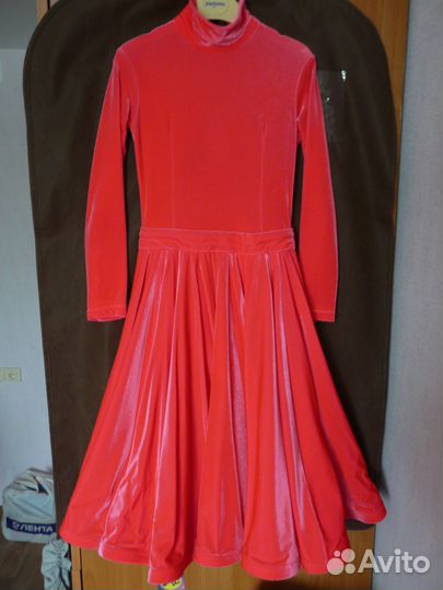 Продам платье для бальных танцев