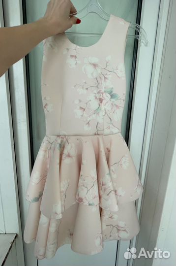 Платье женское с сакурой