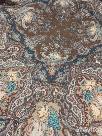 Павловопосадский платок, шерсть, 146*146