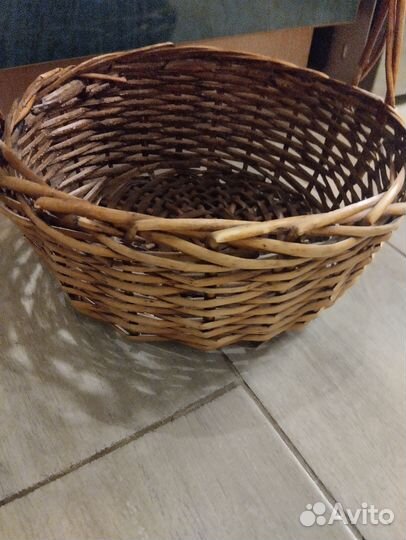 Корзина плетеная