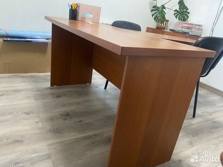 Стол руководителя