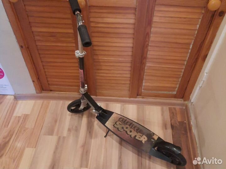 Самокат взрослый с большими колесами