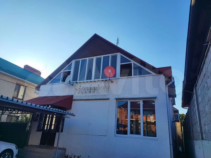 Дом 182 м² на участке 5 сот.