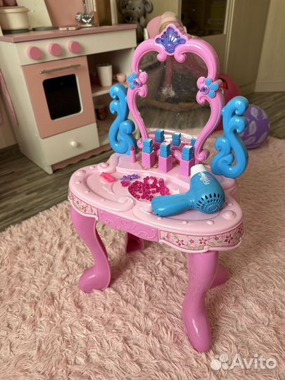 Детский игровой столик