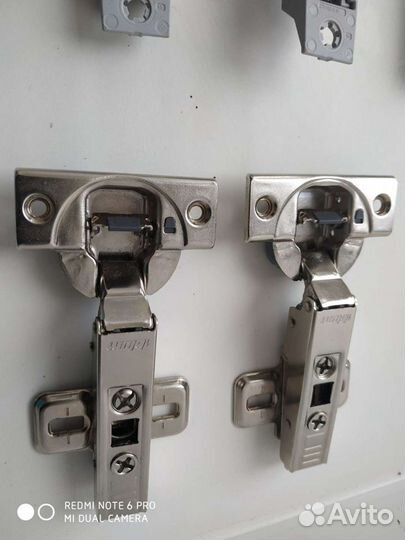 Доводчики. Петли. Blum