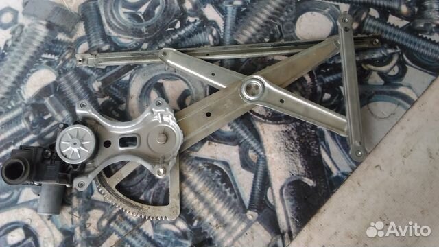 Стеклоподъемник электрический передний левый