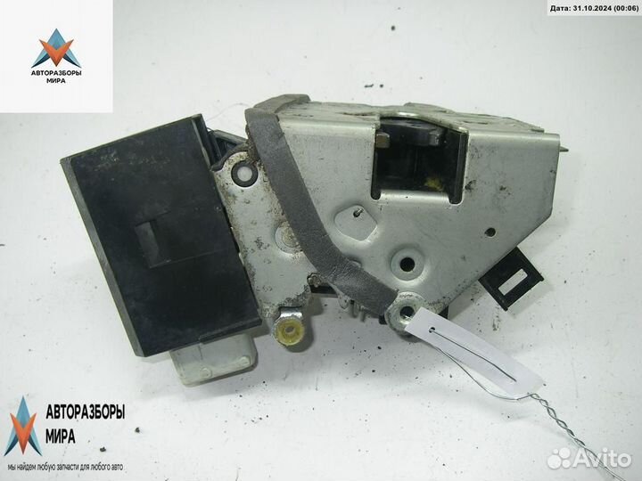 Замок двери передней правой BMW 5 E39 1997 8235126