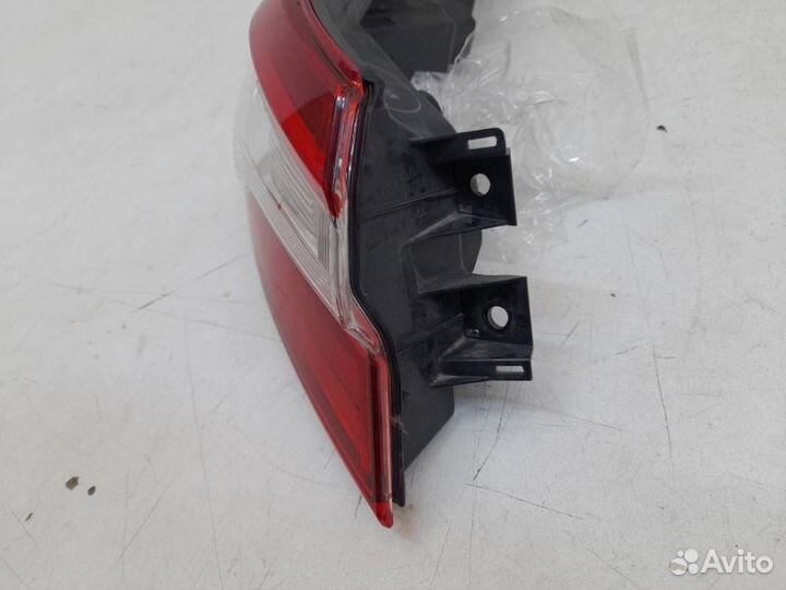 Фонарь левый Toyota Camry XV70 2017-2023