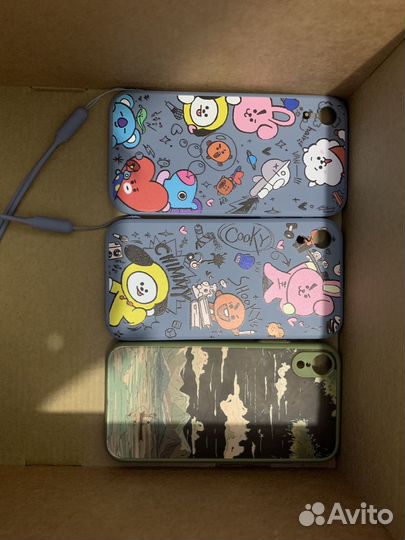 Чехлы на телефон iPhone XR