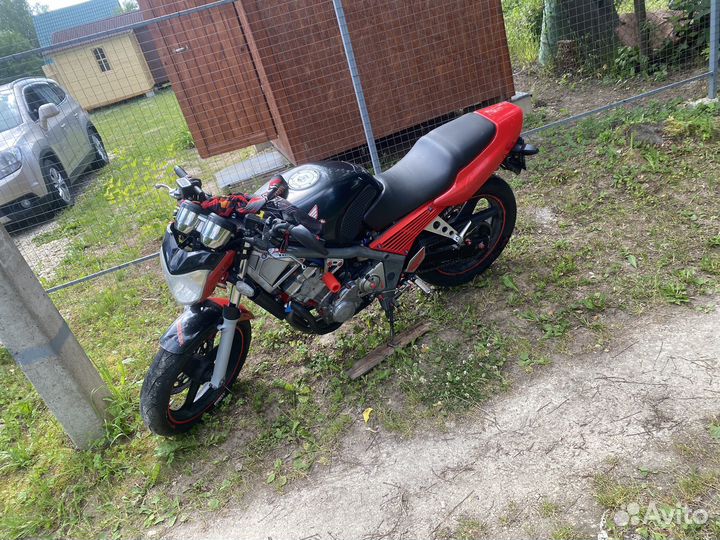 Honda cb 1