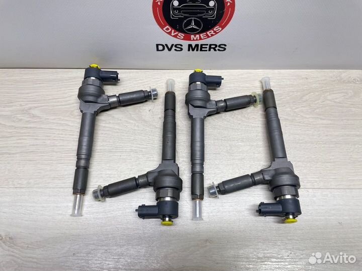 Топливная форсунка Opel