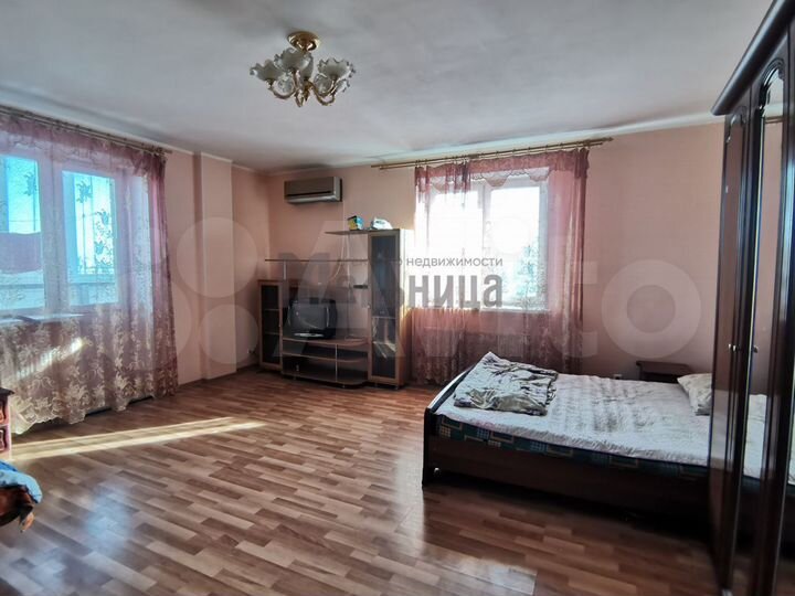 2-к. квартира, 72 м², 7/17 эт.