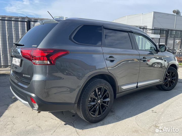 Mitsubishi Outlander 2.0 CVT, 2016, 87 700 км