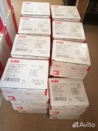 Выключатель автоматический 3-полюсный 1А ABB