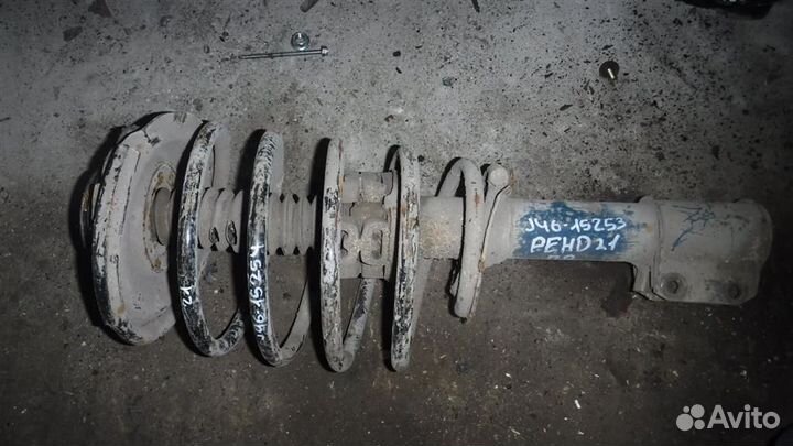 Амортизатор передний правый Renault R21 1986-1994