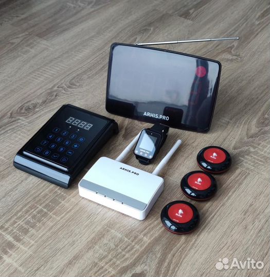 Кнопка вызова официанта,часы, табло, пульт, репите