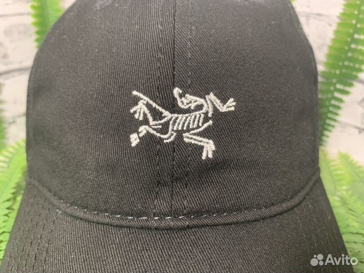 Бейсболка кепка Arcteryx