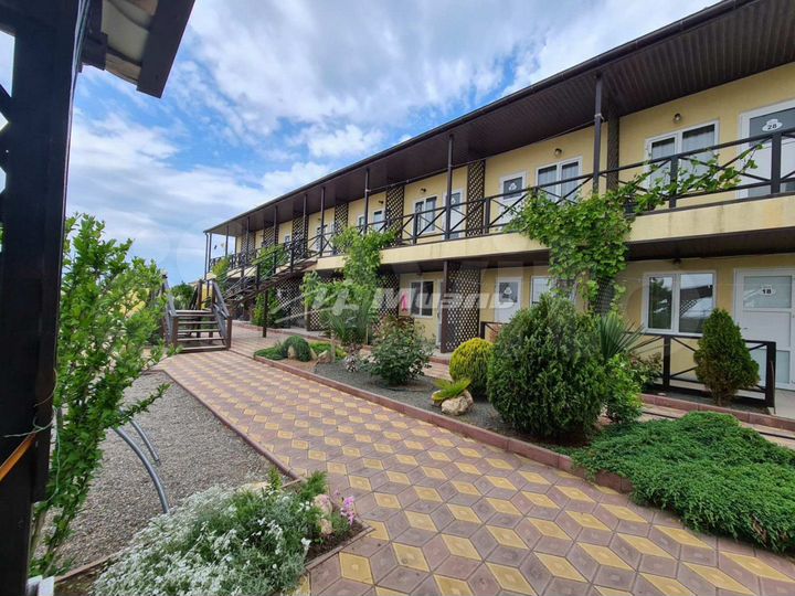 Дом 700 м² на участке 10 сот.