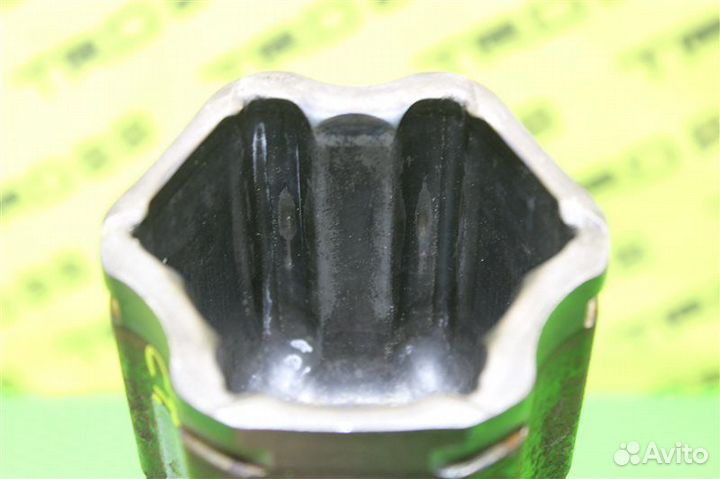 Шрус внутренний передний левый Toyota Camry MCV30