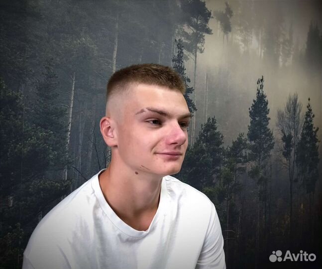 Барбер. Мужская стрижка, оформление бороды, бритьё