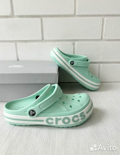 Новые женские сабо Crocs