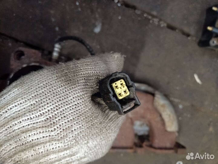 Коллектор выпускной на Волгу Крайслер