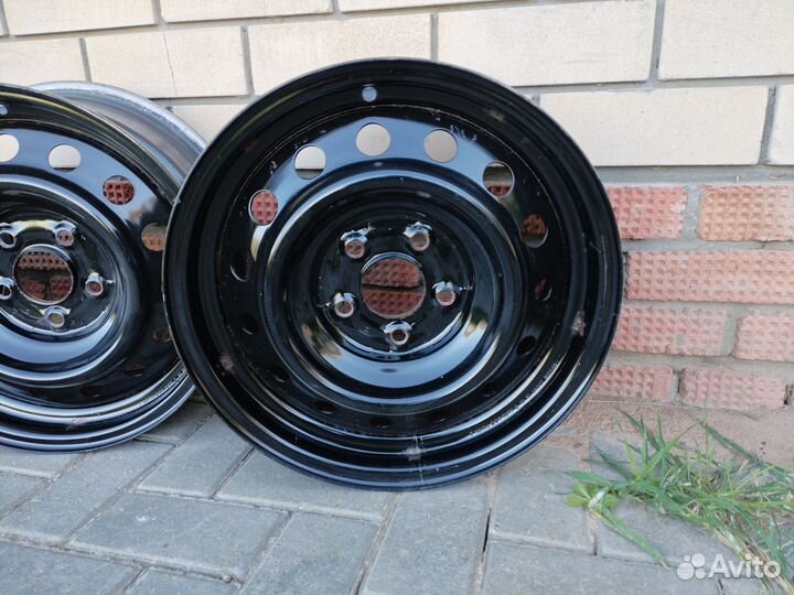 Диски Nissan R16 5х114.3