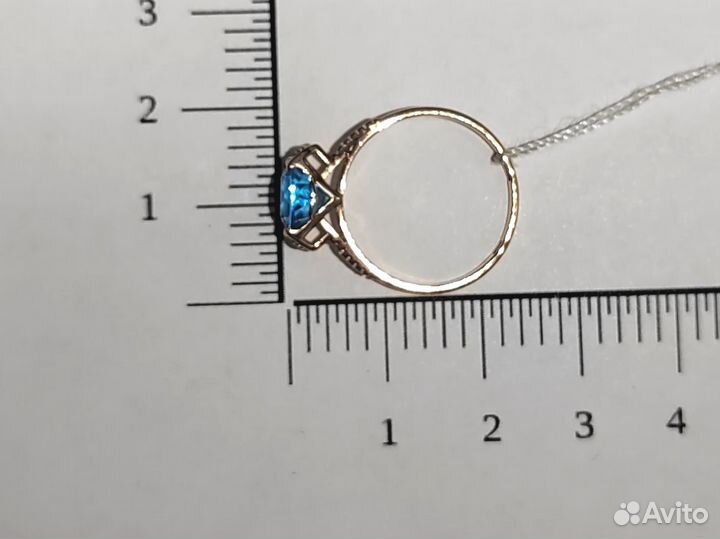 Золотое кольцо с камнем 17,5р