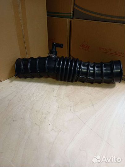 Патрубок воздушного фильтра Nissan Juke 1.6