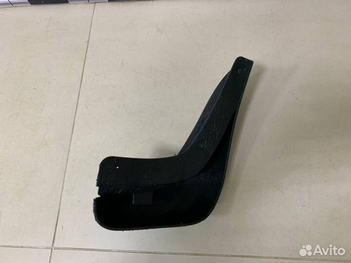 Брызговик задний левый Chevrolet Captiva C100 2006-2011