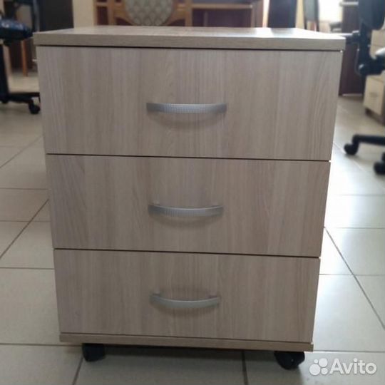 Тумба с 3-я ящиками д.450*гл.450*в.580 Выбеленное