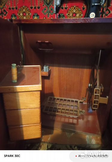 Швейная машина немецкая