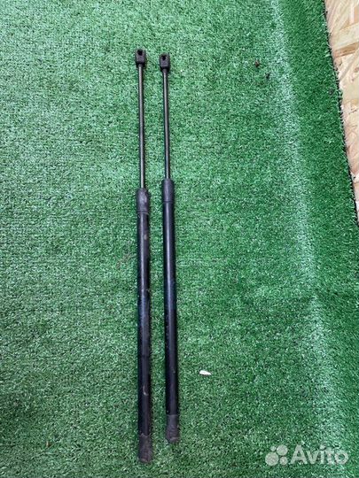 Петля капота Mercedes Benz E Class W207 OM651 2013