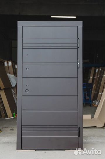 Дверь входная металлическая в квартиру утепленная