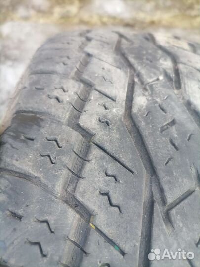 Toyo Open Country A/T Plus 225/65 R17