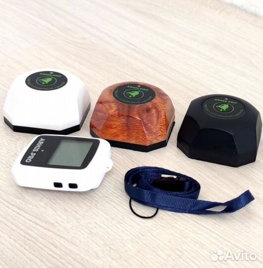 Кнопка вызова персонала и часы пейджер Поясной