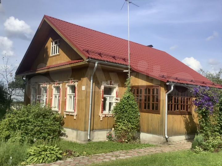 Дом 65 м² на участке 23 сот.